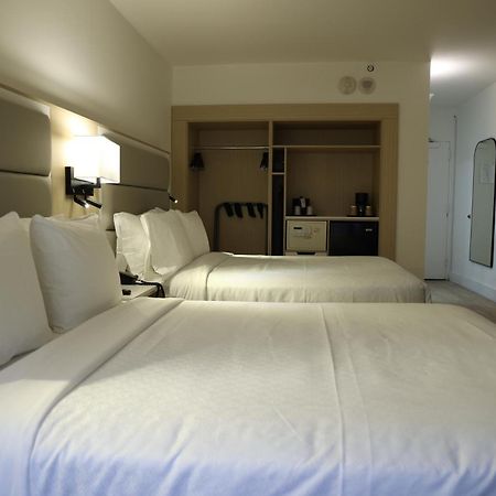Ocean Sky Hotel & Resort Fort Lauderdale Exterior photo