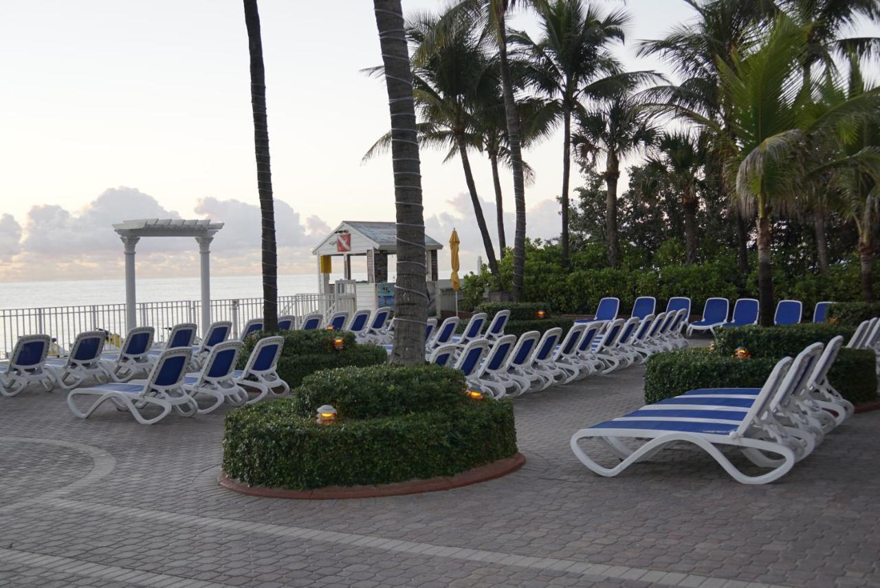 Ocean Sky Hotel & Resort Fort Lauderdale Exterior photo